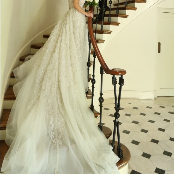 Wedding Dress - Picture 2 of 5